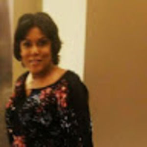 Meet your Posher, Dee